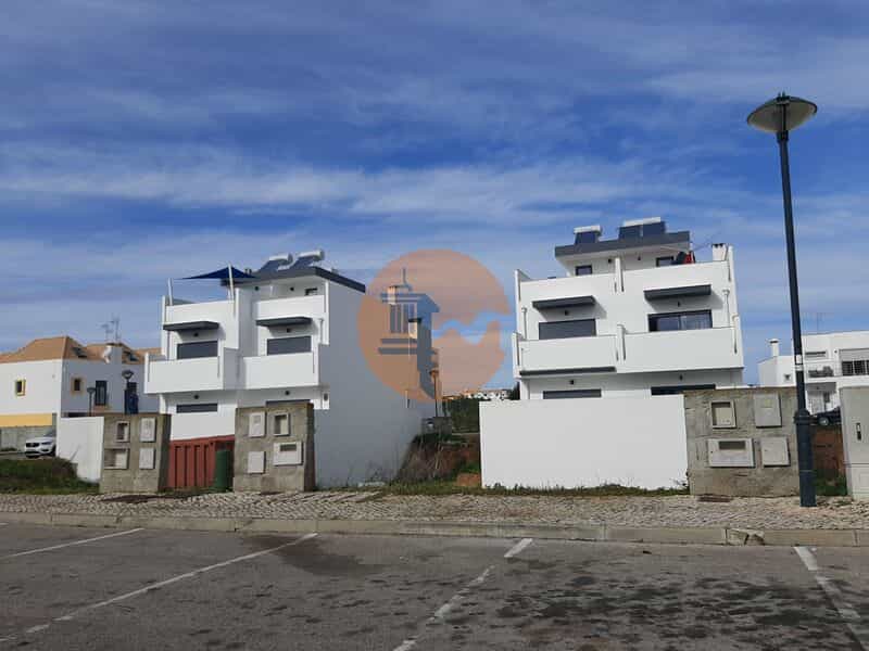 Talo sisään Vila Real de Santo Antonio, Faro 11834940
