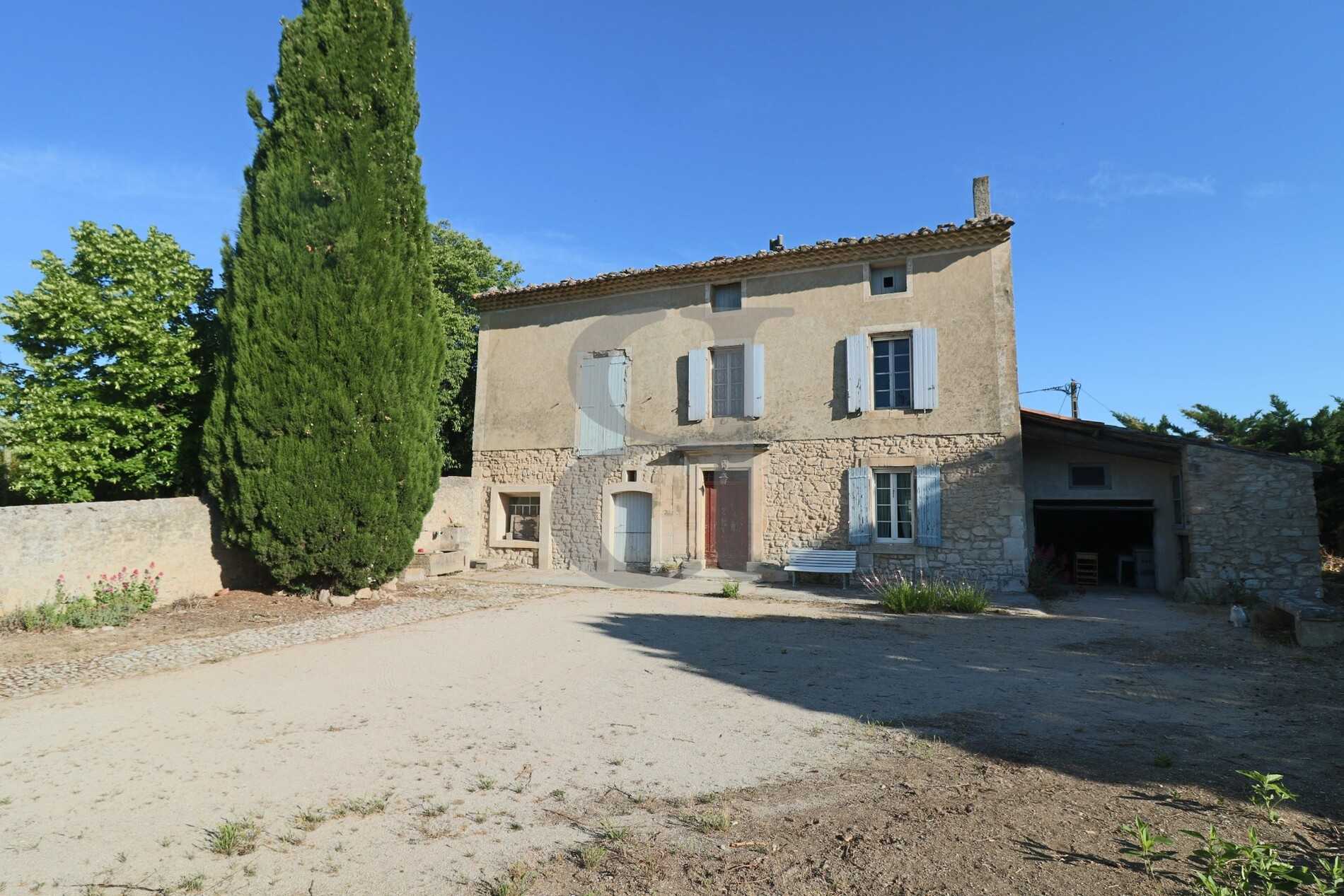 Rumah di Pernes-les-Fontaines, Provence-Alpes-Cote d'Azur 11835018