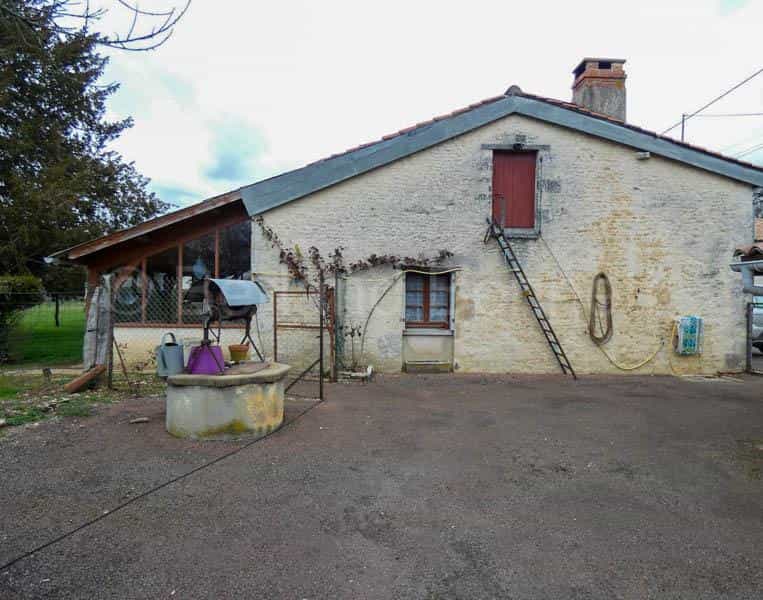 Hus i Payroux, Nouvelle-Aquitaine 11835082