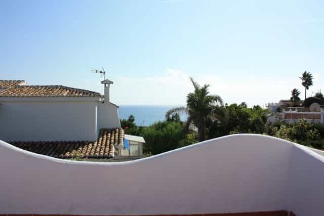 House in Fuengirola, Andalusia 11838124