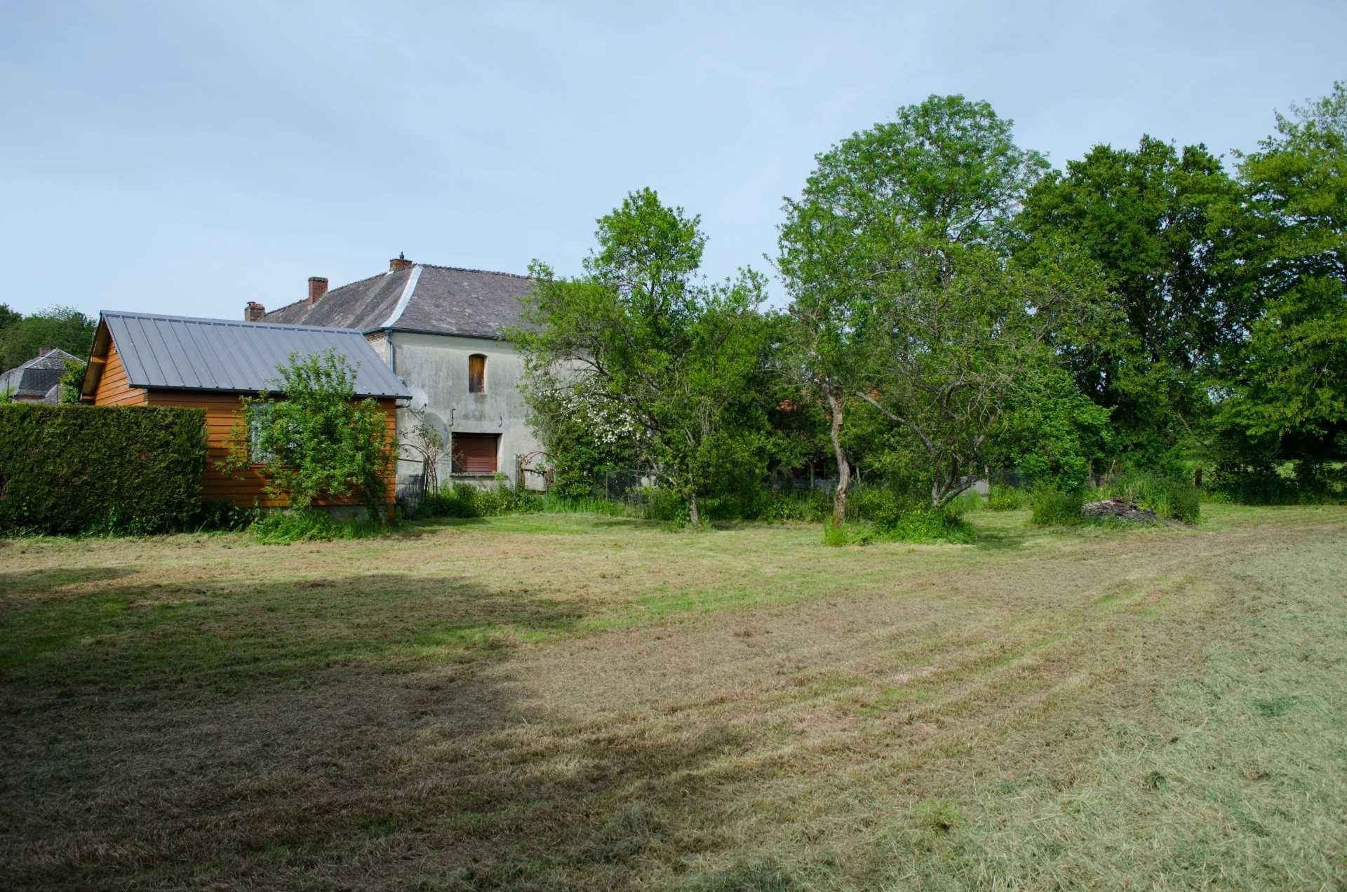 rumah dalam Origny-en-Thierache, Hauts-de-France 11838247