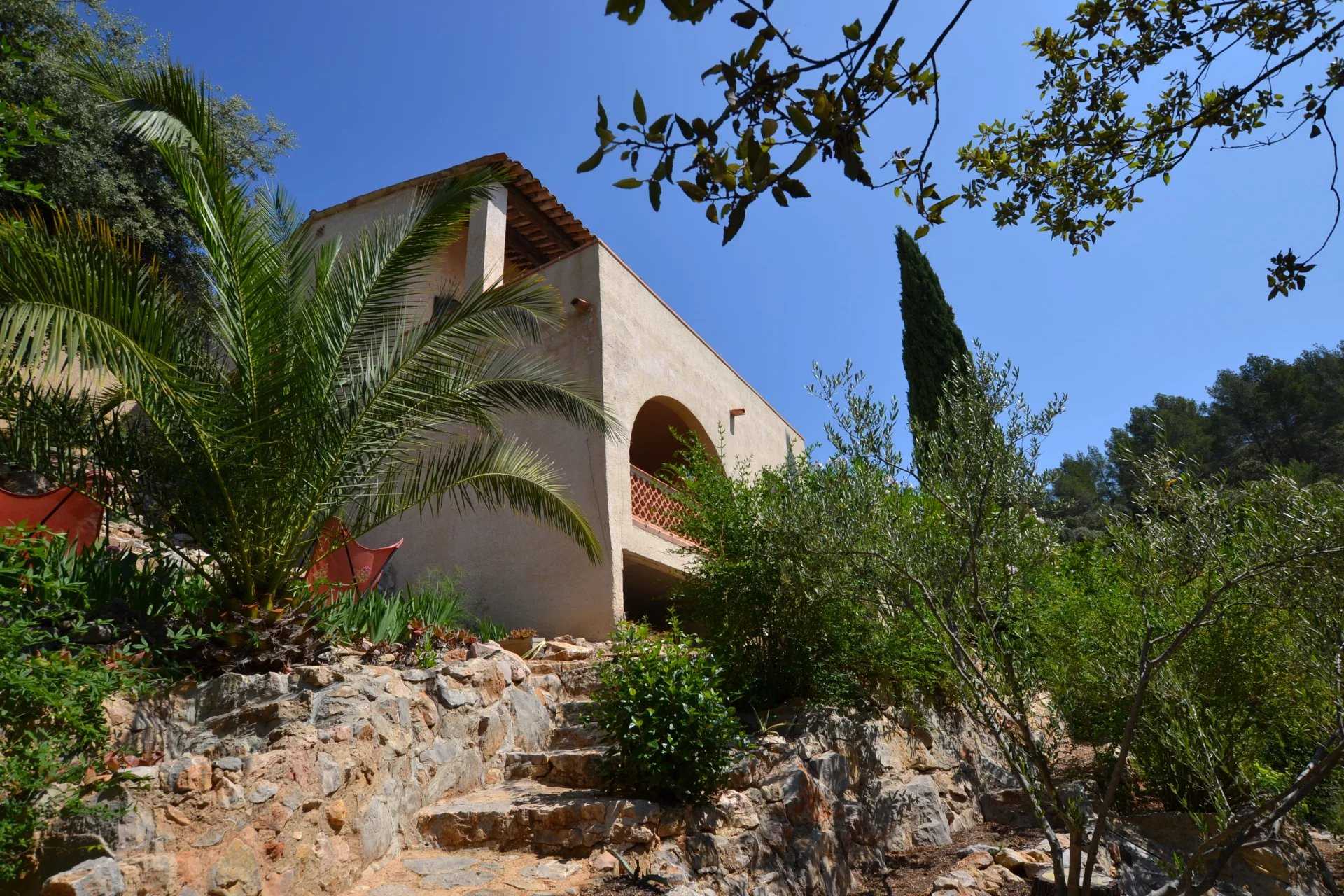 Hus i Taradeau, Provence-Alpes-Cote d'Azur 11838308