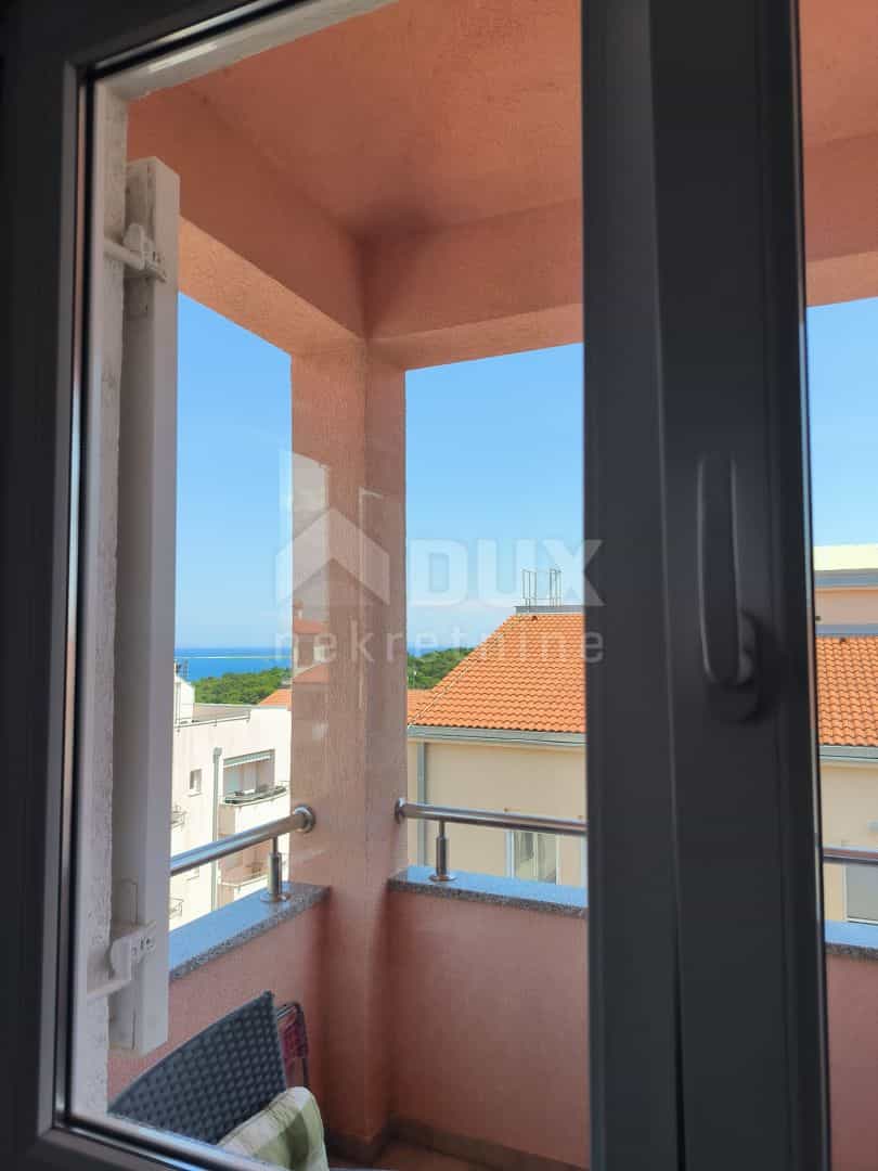 Condominium in Premantura, Istria County 11838407