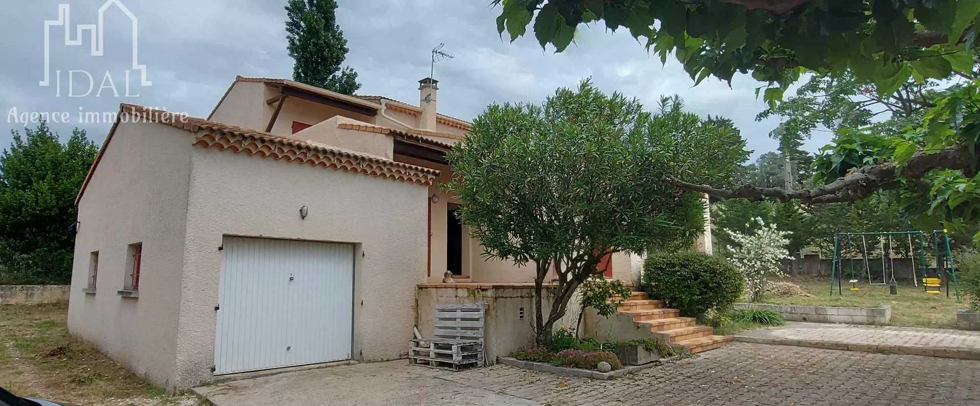 Hus i Alès, Gard 11838751