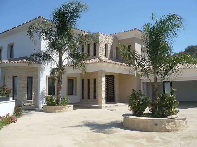 Hus i Pera, Nicosia 11839123