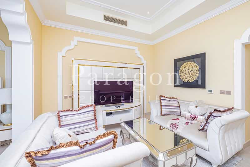 Condominium in Ra's al Khaymah, Ra's al Khaymah 11839356
