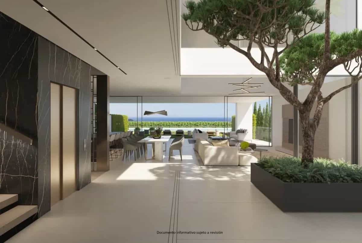 House in Marbella, Andalusia 11840537