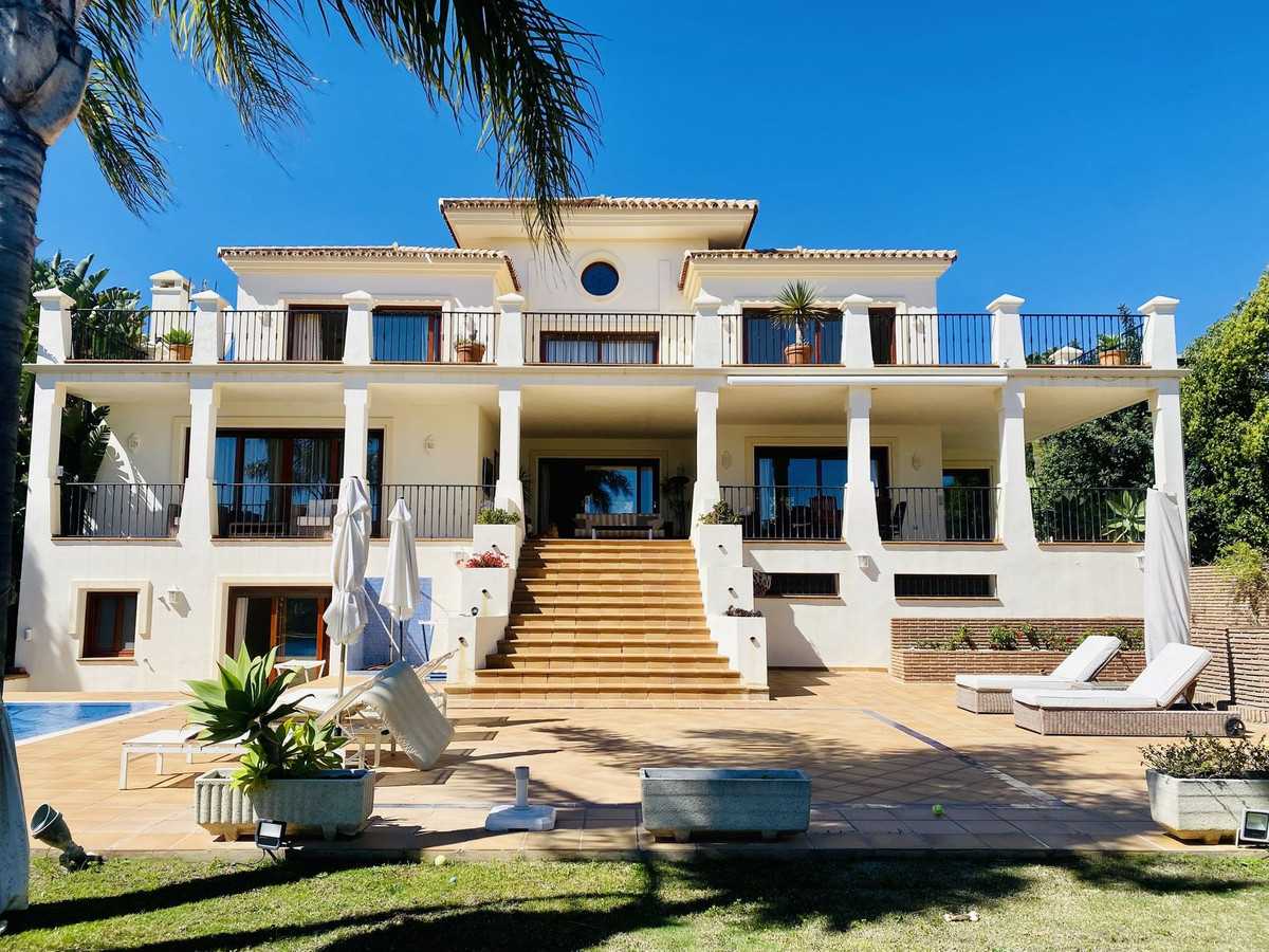 Haus im Marbella, Andalusien 11840911