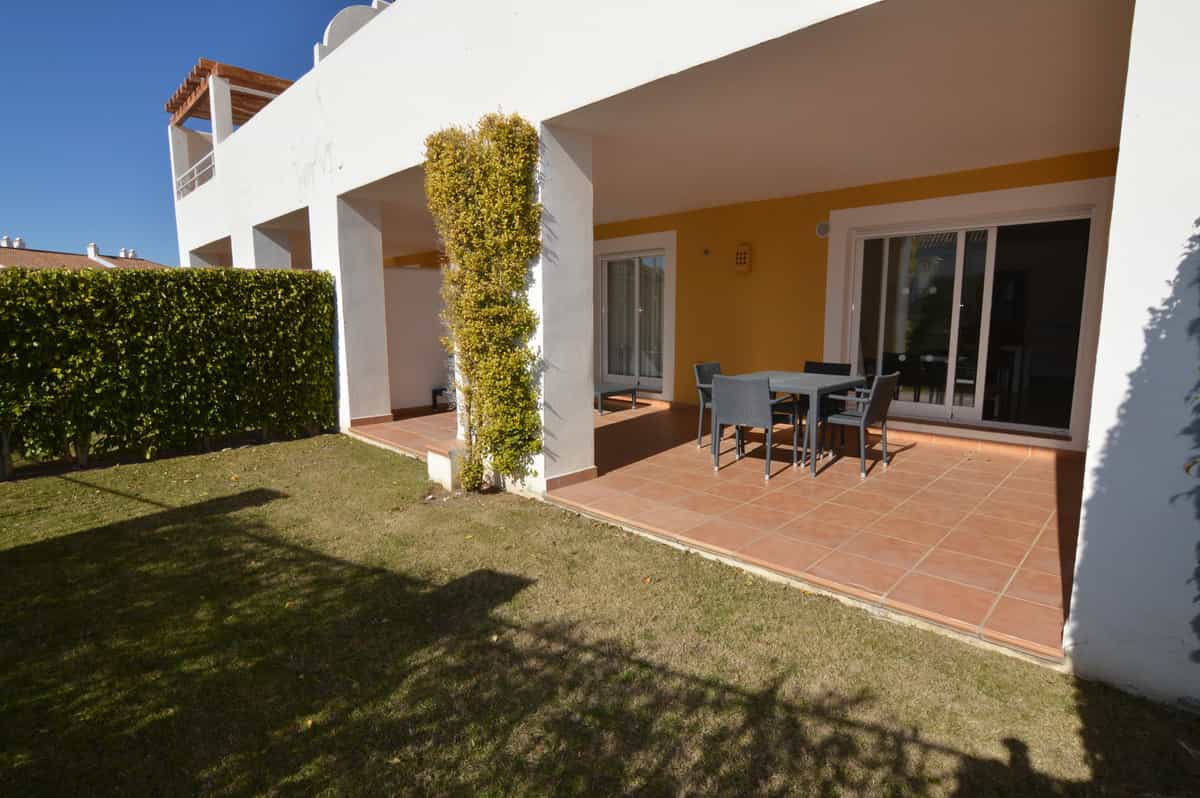 Condominium in San Pedro de Alcantara, Andalusia 11841240