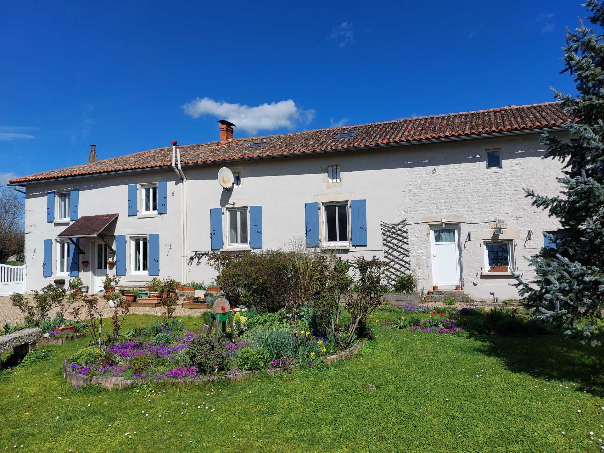 Huis in Valdelaume, Nouvelle-Aquitaine 11841510