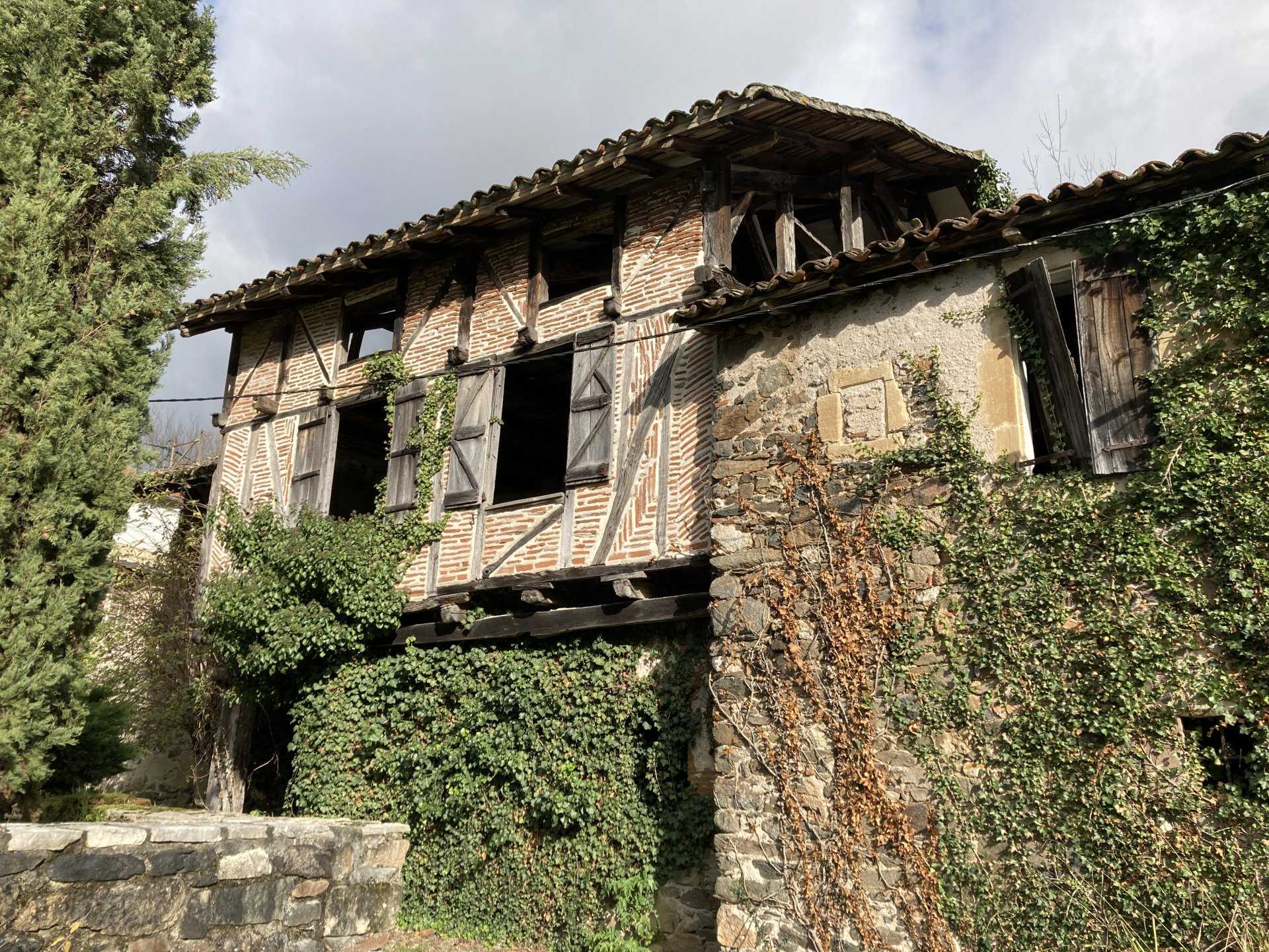 House in Figeac, Occitanie 11841515