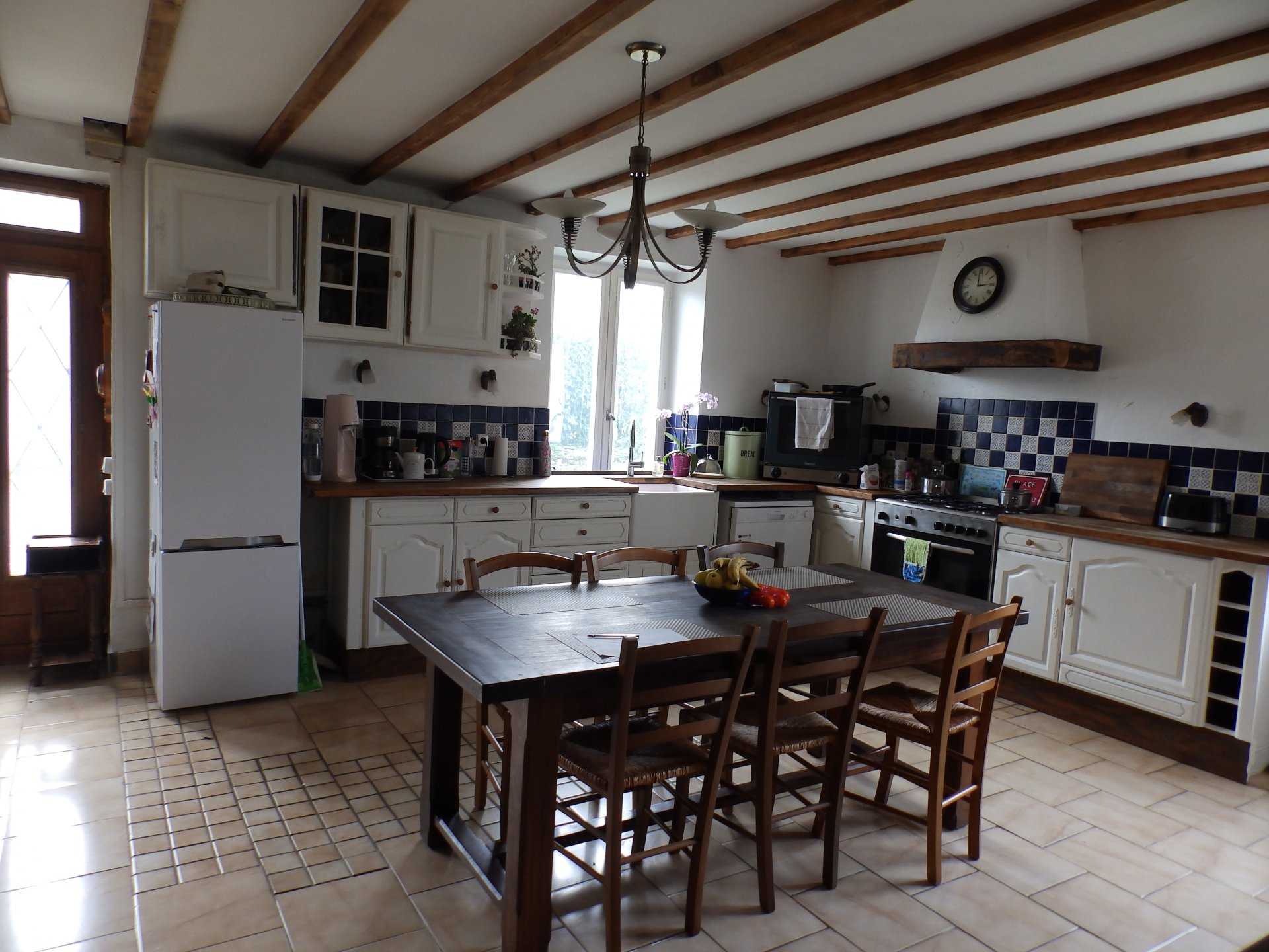 House in Champagne-Mouton, Nouvelle-Aquitaine 11841521