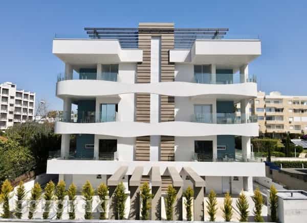 Condominium in Pyrgos, Limassol 11842373