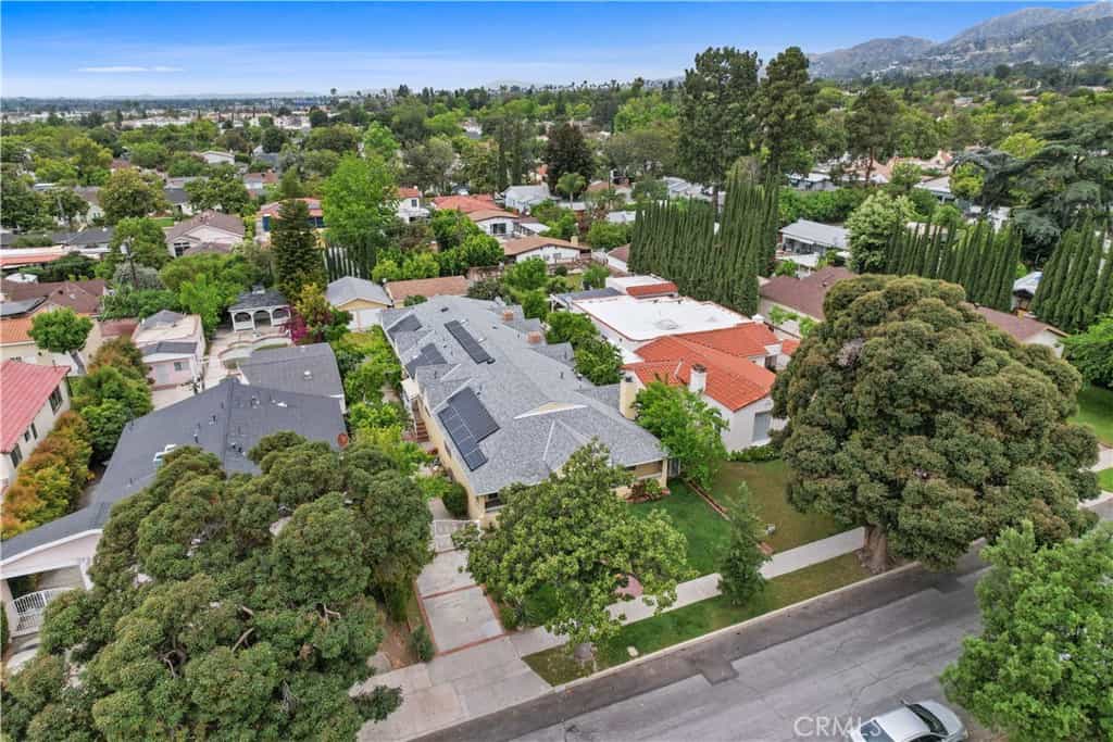 Будинок в Glendale, California 11843773