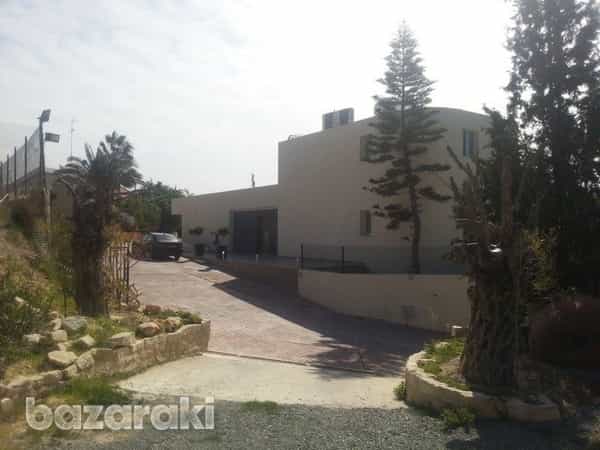 Talo sisään Agios Tychon, Larnaka 11844327