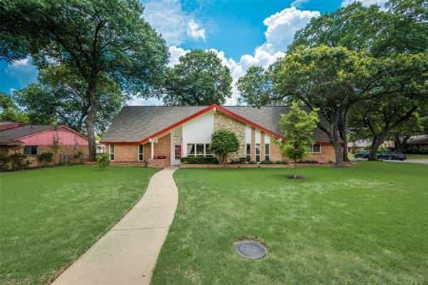 Hus i Cockrell Hill, Texas 11844477
