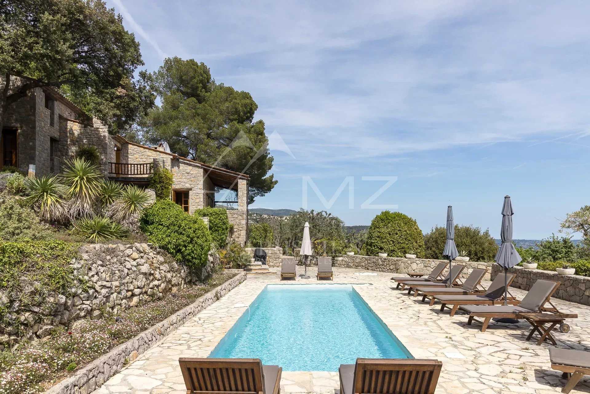 Hus i Le Tignet, Provence-Alpes-Cote d'Azur 11844718