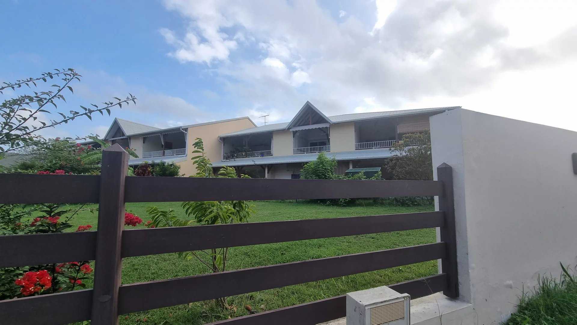 Condominium in Le Diamant, Martinique 11844740