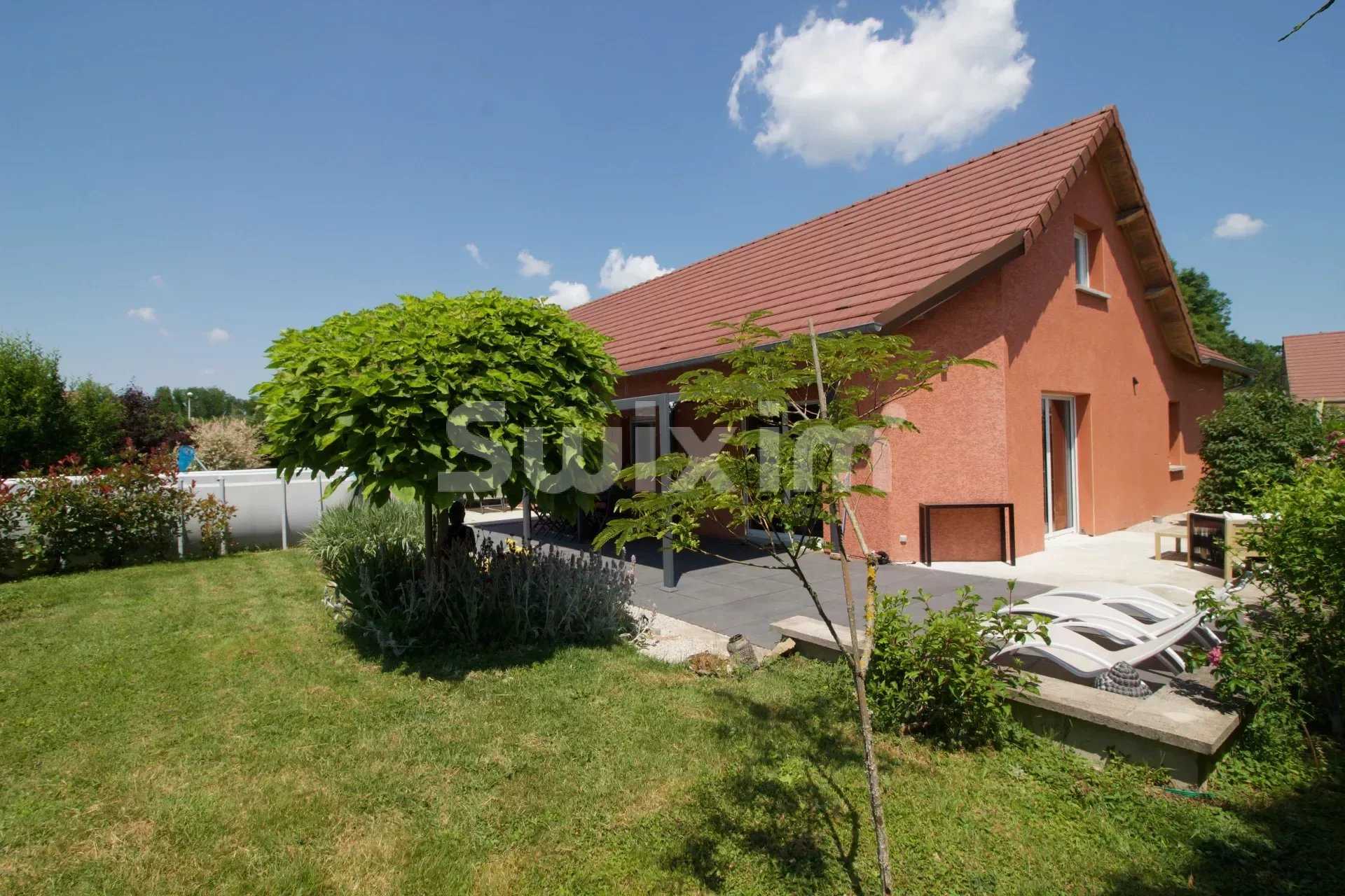 Dom w Bletterans, Bourgogne-Franche-Comte 11844745