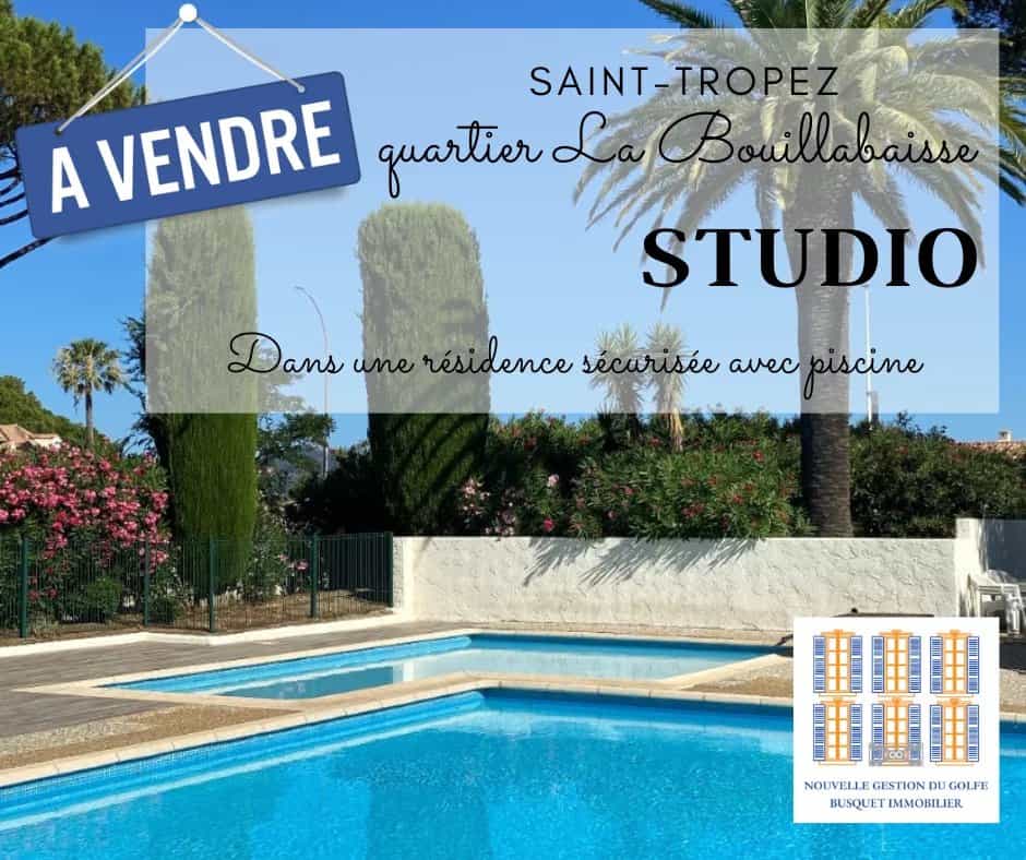Condominium in Saint-Tropez, Provence-Alpes-Cote d'Azur 11844803