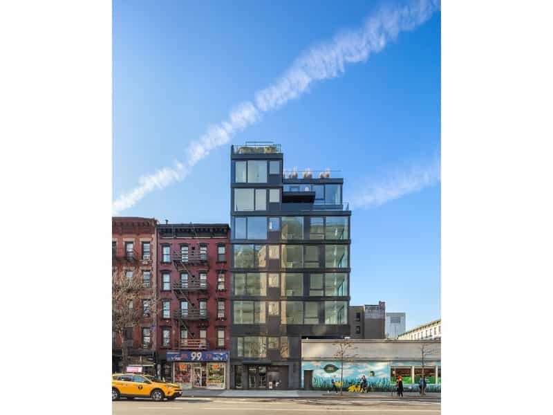 Condominium in New York, New York 11845210
