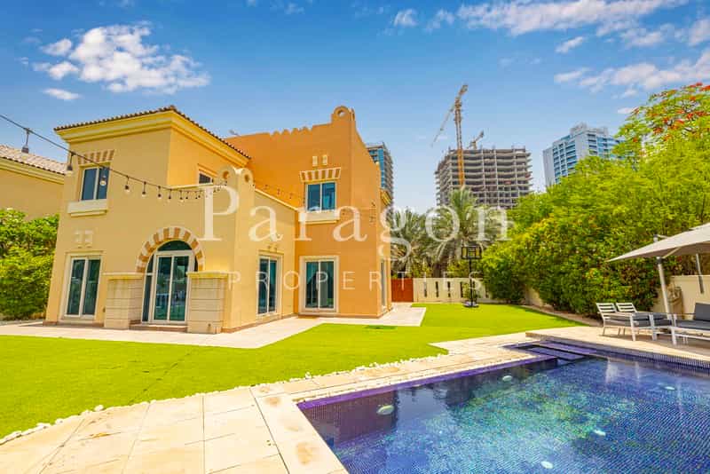 House in Dubai, Dubayy 11845382
