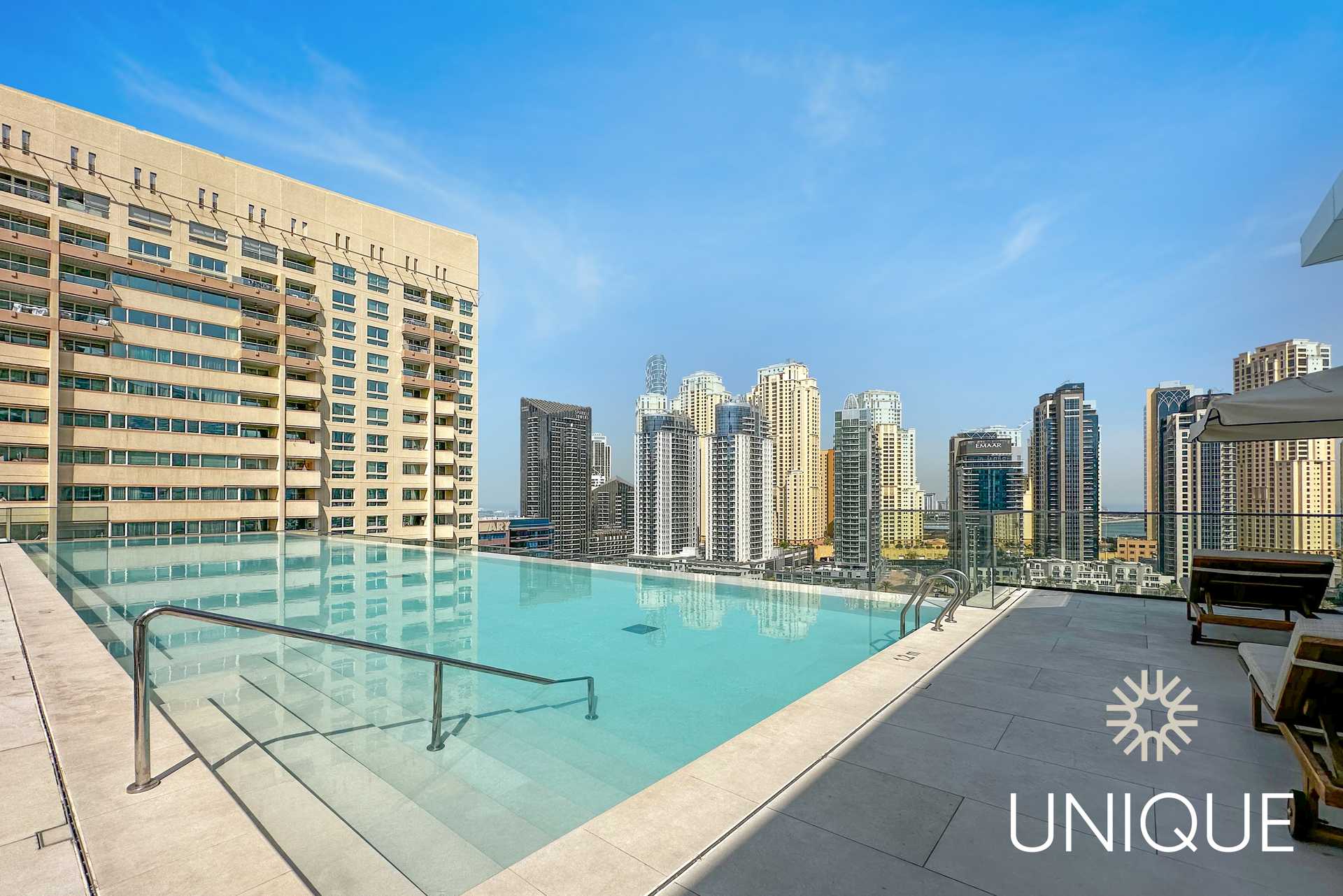 Condominium in Dubai, Dubayy 11845630