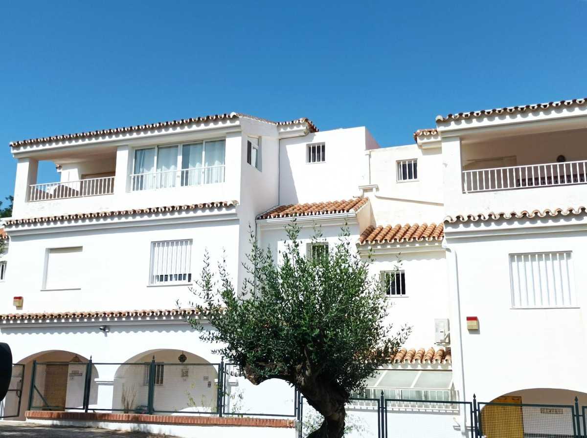 Rumah di Alhaurin el Grande, Andalusia 11845849