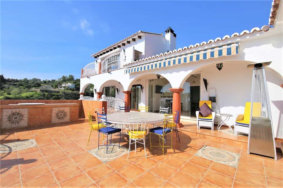 House in Estepona, Andalusia 11845863