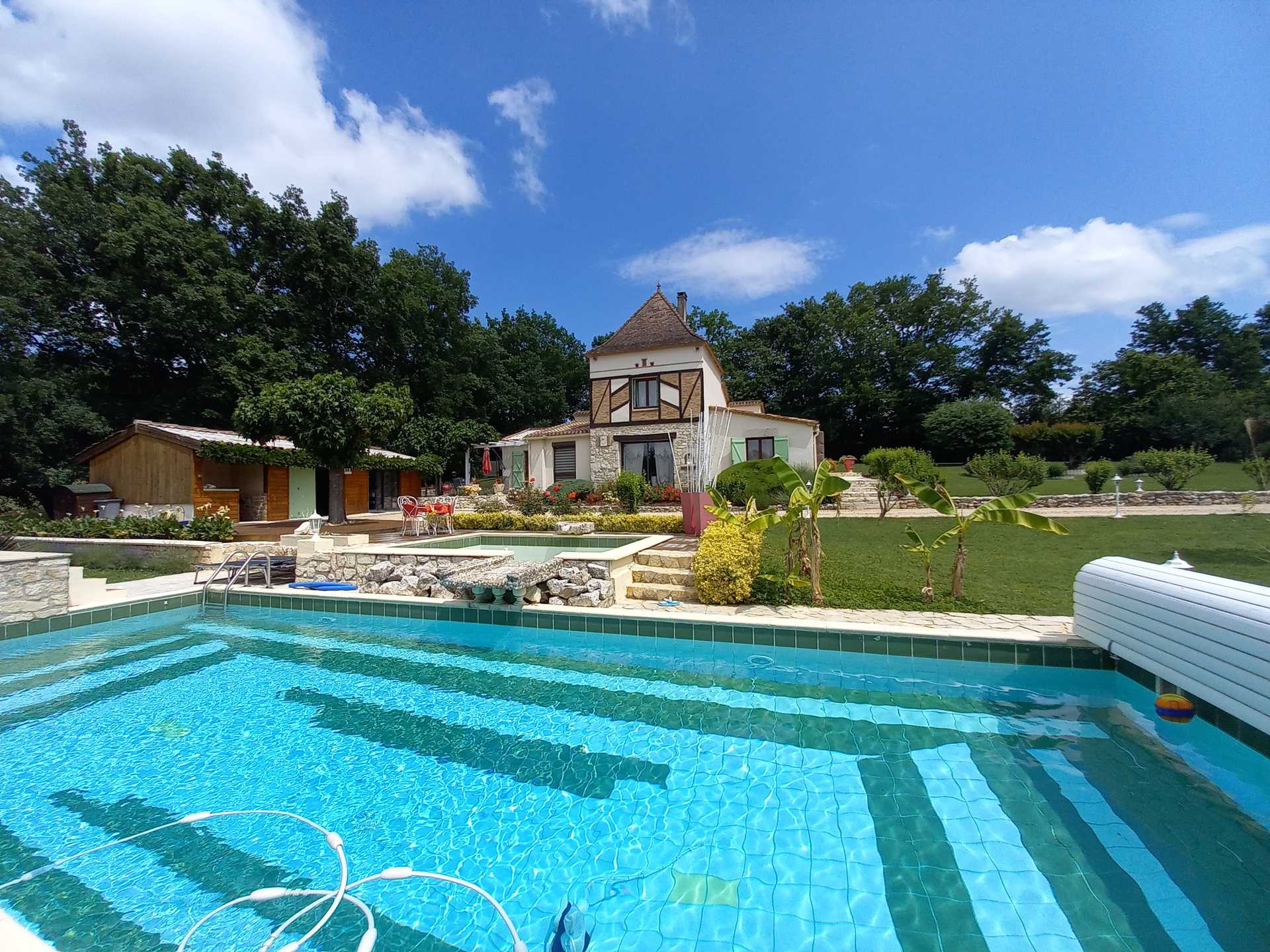House in Cahuzac, Nouvelle-Aquitaine 11846093