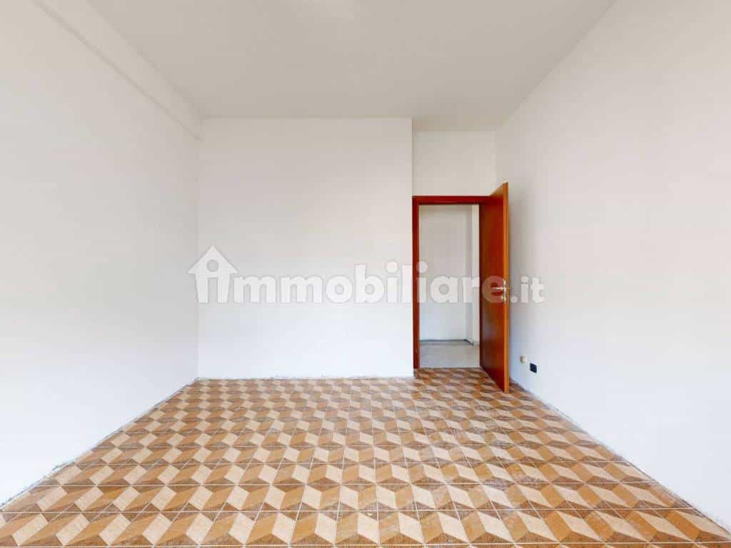 Condominium in , Lombardia 11847216