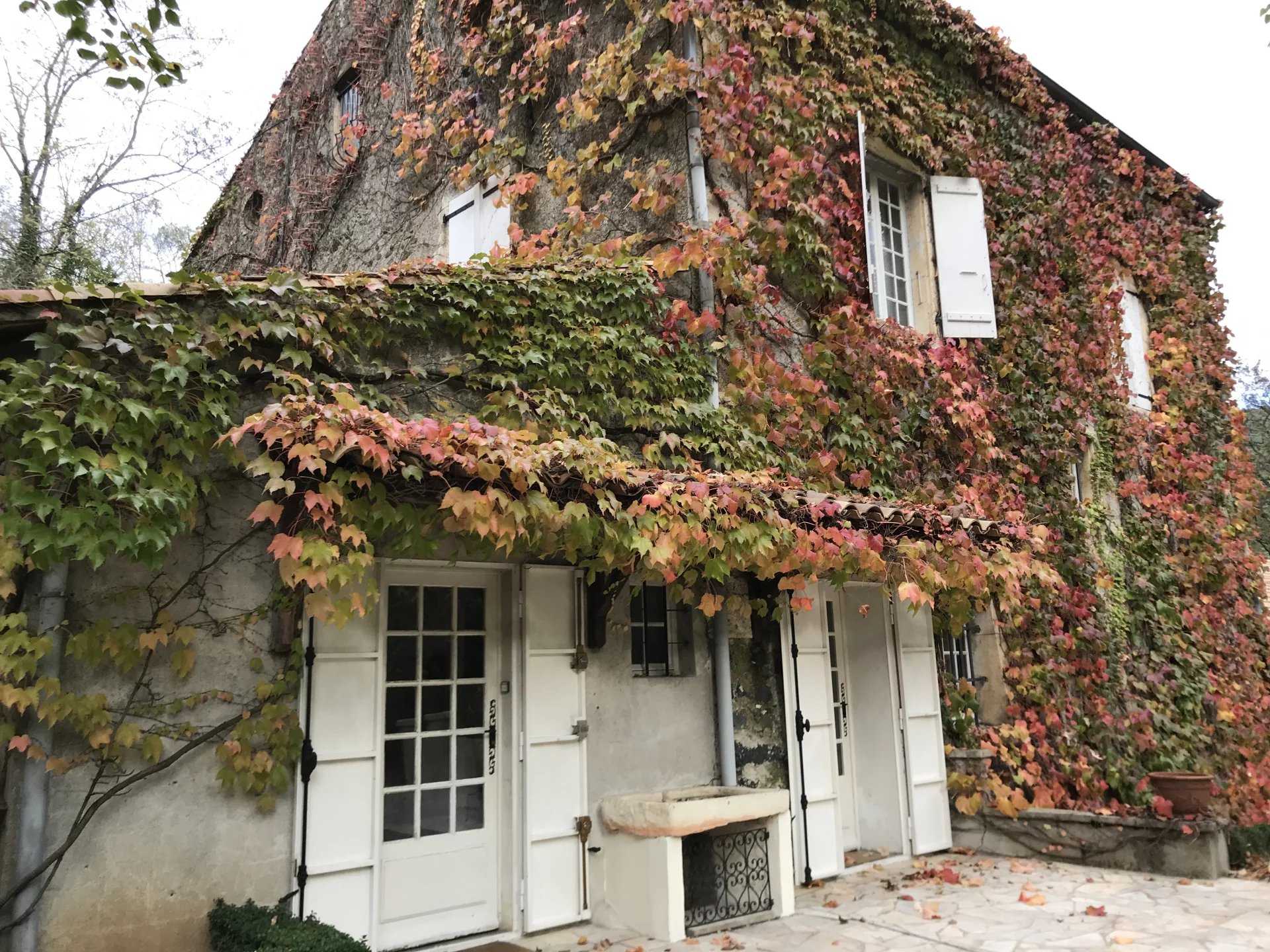 住宅 在 Saint-Martin-sur-Lavezon, Ardèche 11847244