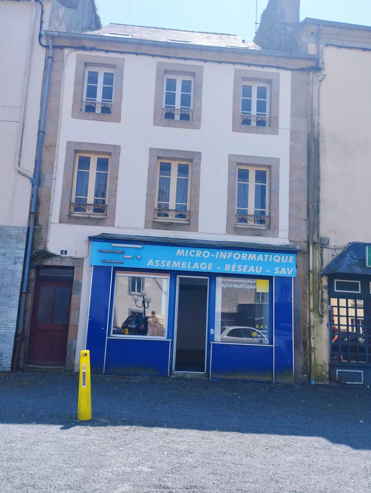 Comercial no Carhaix-Plouguer, Finistère 11847318