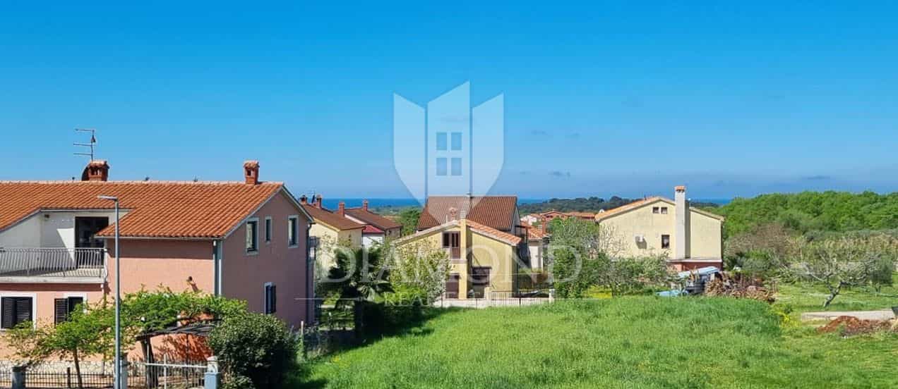 Condominium in Novigrad, Istria County 11848026
