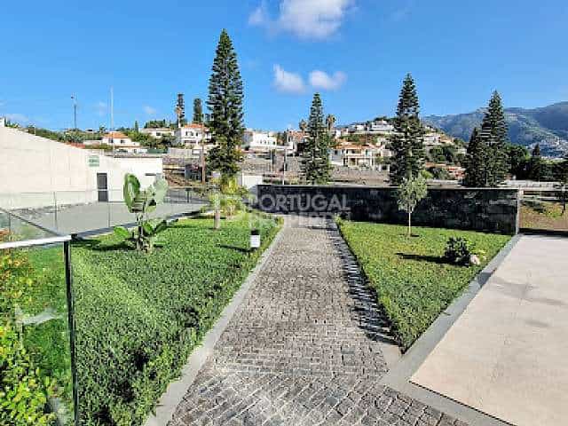 Condominium in Funchal, Madeira 11848488