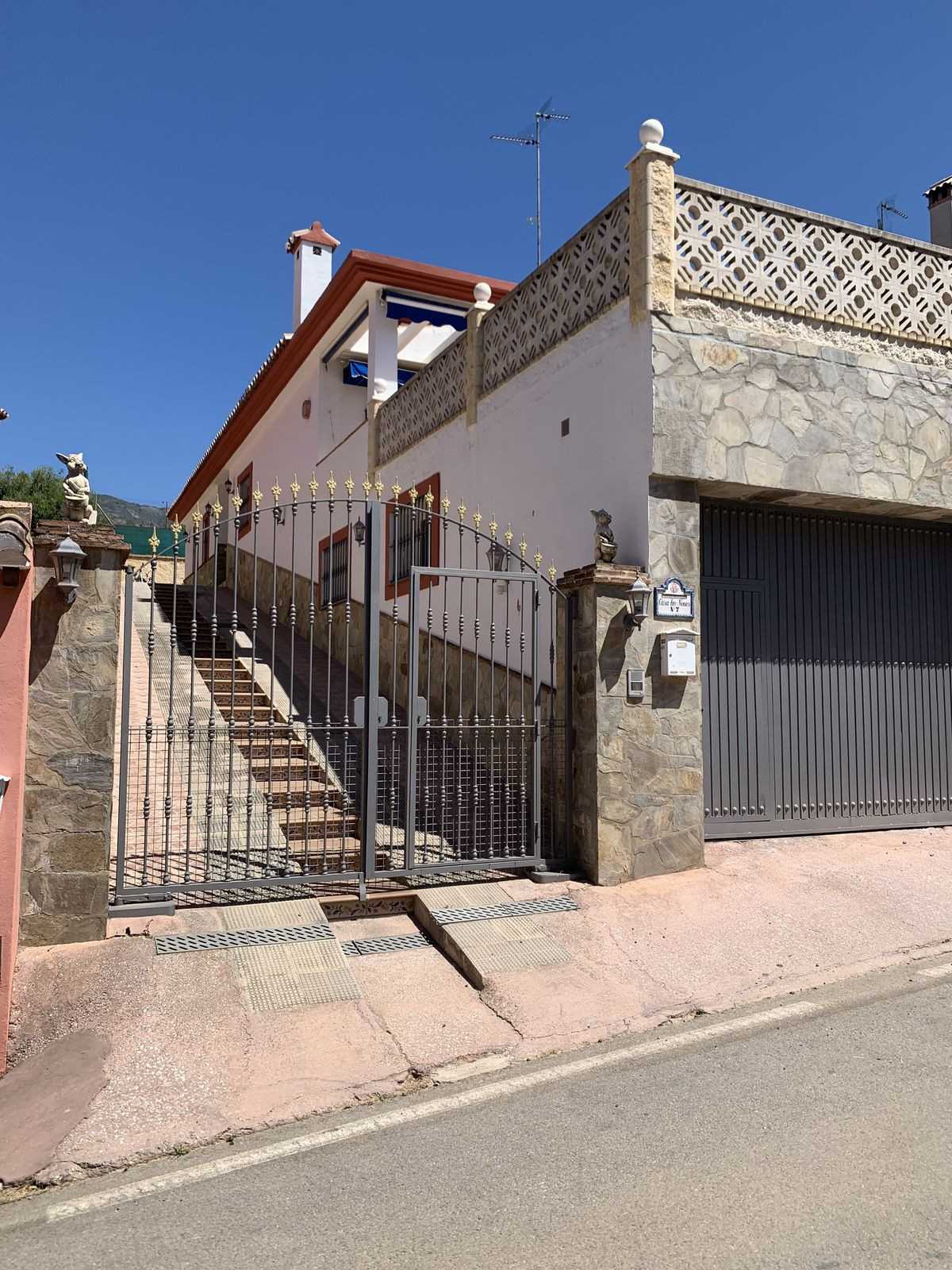 rumah dalam Marbella, Andalusia 11848544