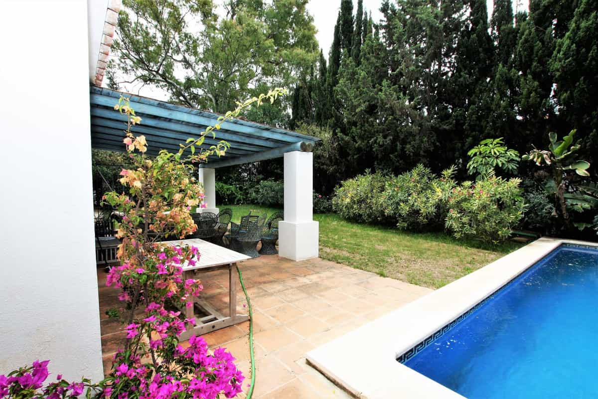House in Marbella, Andalusia 11848582