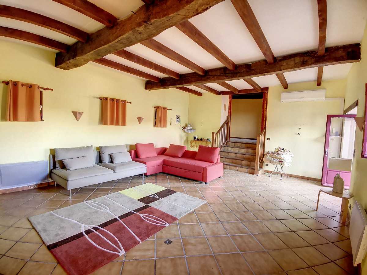 Talo sisään Bagneres-de-Bigorre, Occitanie 11849214