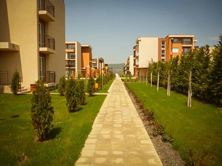 Condominium in Nesebar, Burgas 11850130