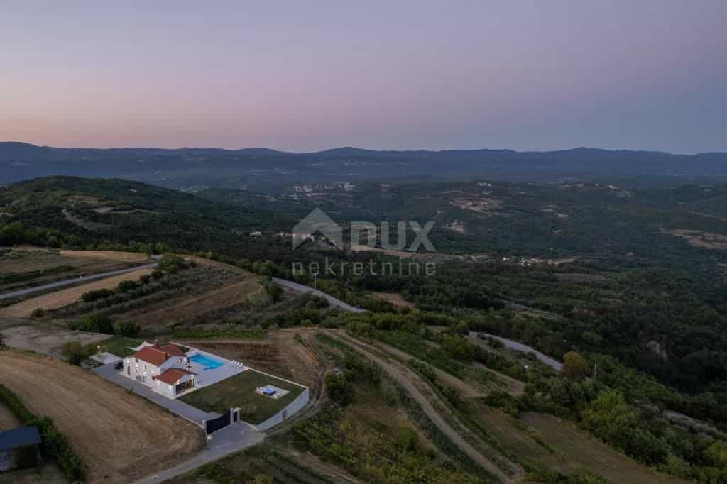 Huis in Buzet, Istria County 11851331