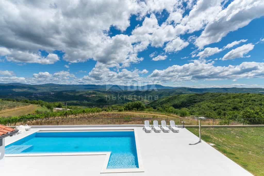 House in Buzet, Istria County 11851331