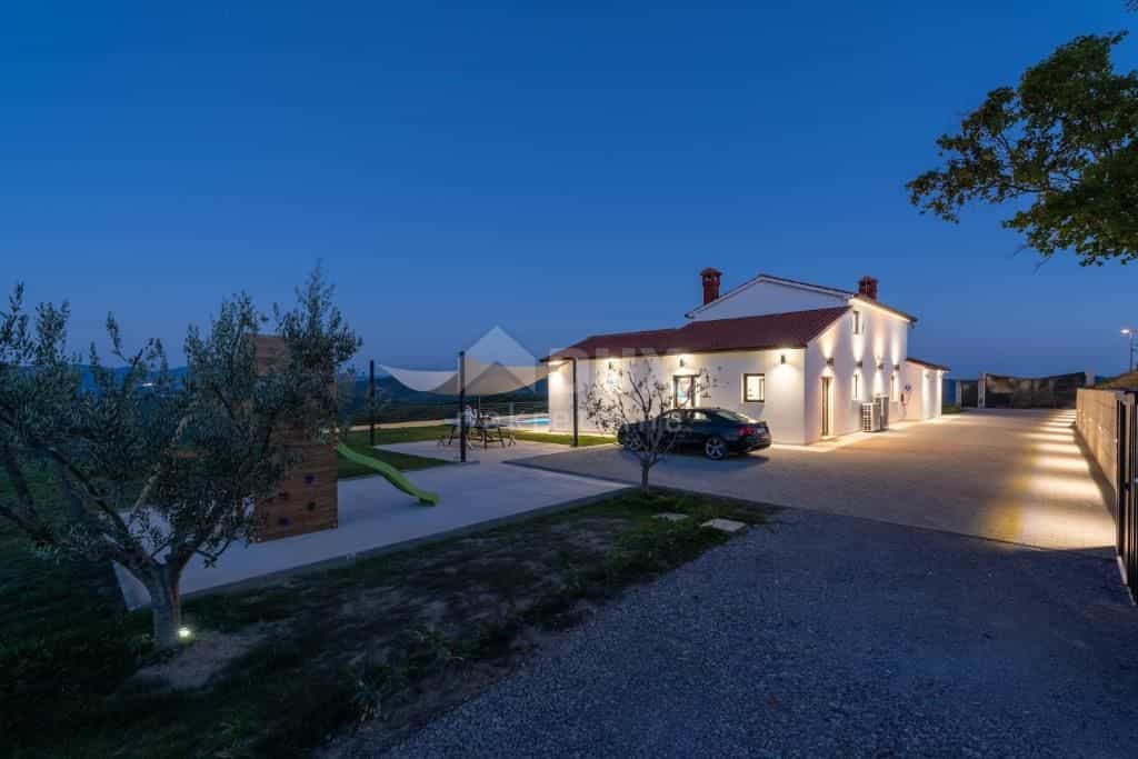 Dom w Buzet, Istria County 11851331