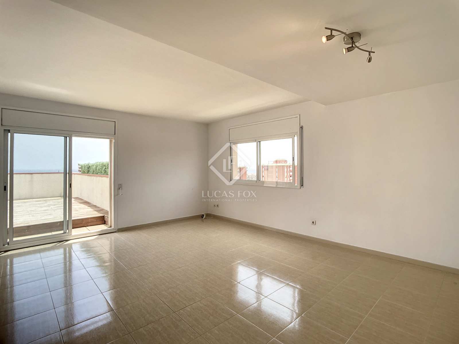 Condominium in Mataro, Catalonia 11851458