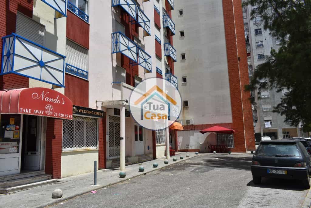 Condominium in Algueirão–Mem Martins, Lisbon 11851480