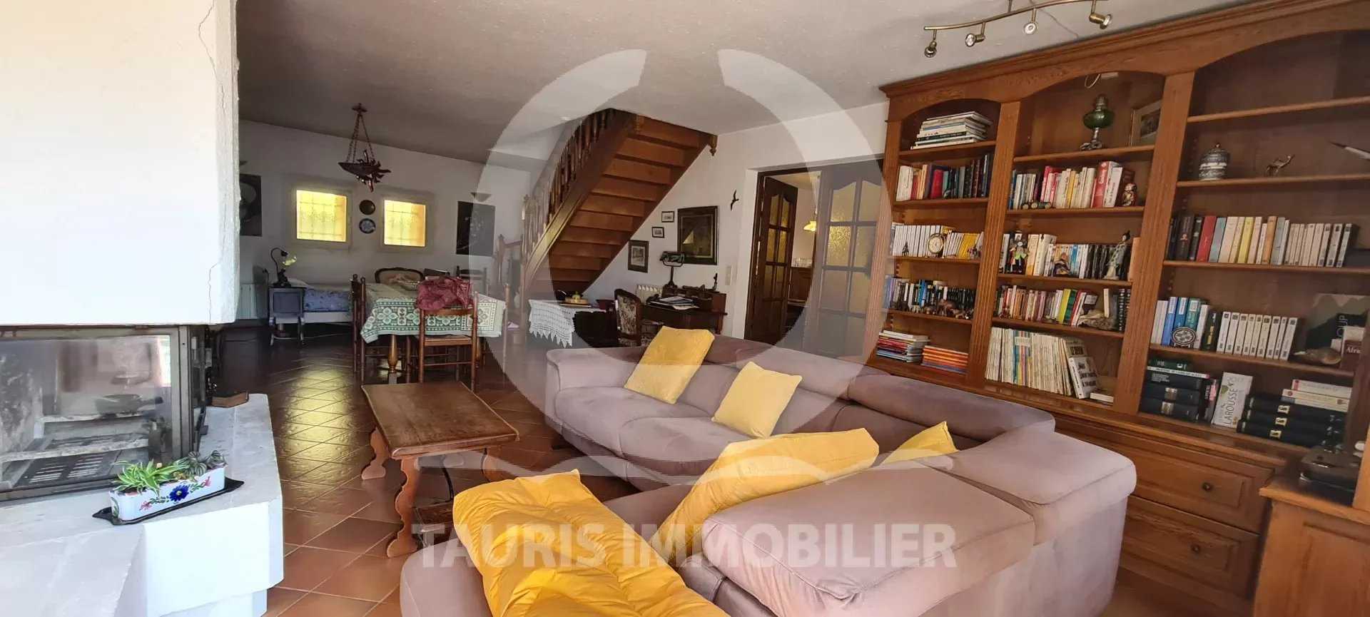 σπίτι σε Venelles, Provence-Alpes-Cote d'Azur 11851838