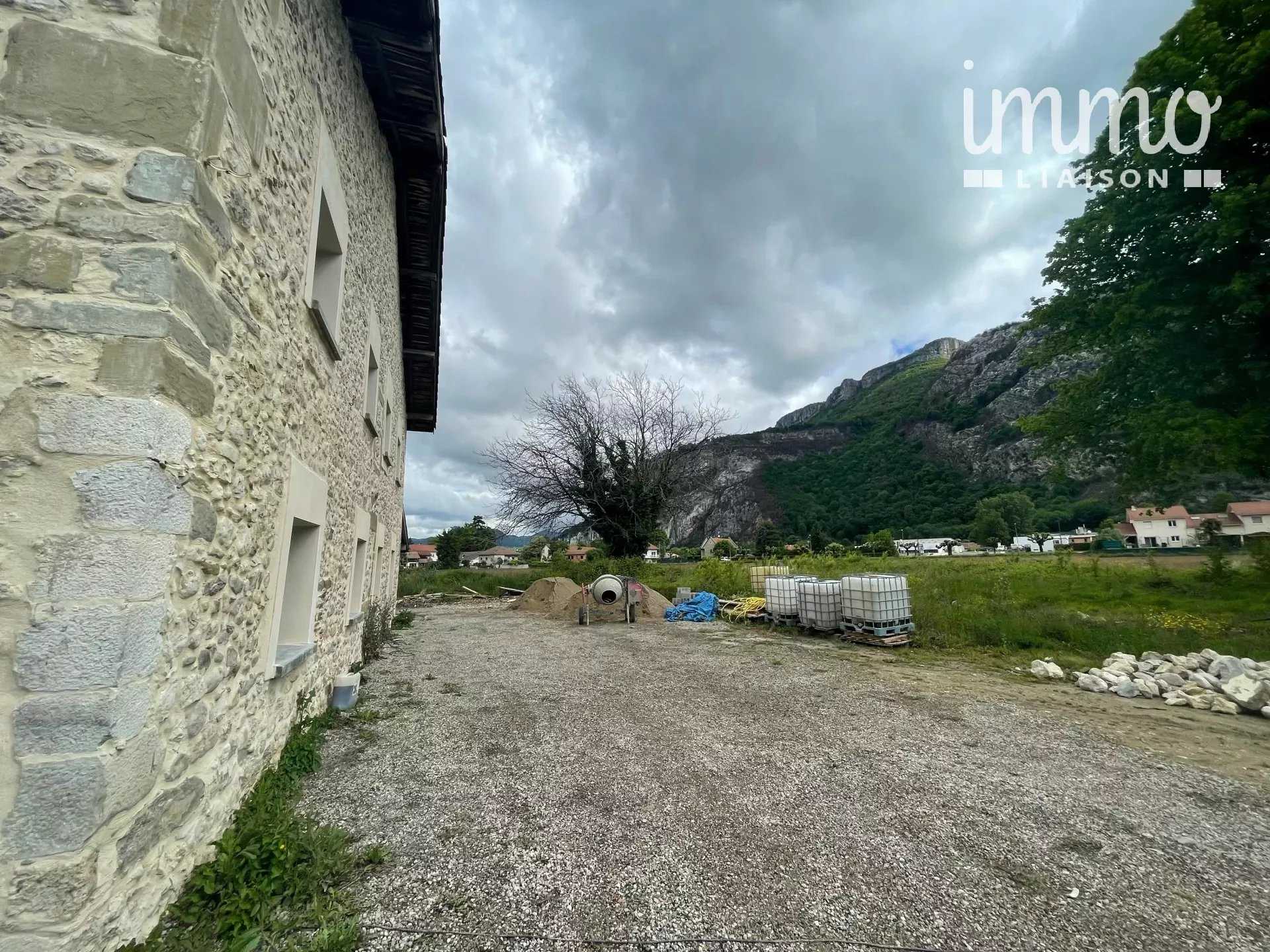 Ejerlejlighed i Voreppe, Isère 11851850