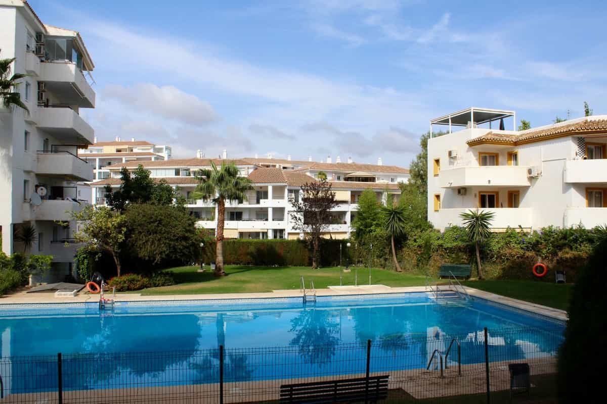 Casa nel Fuengirola, Andalusia 11852262