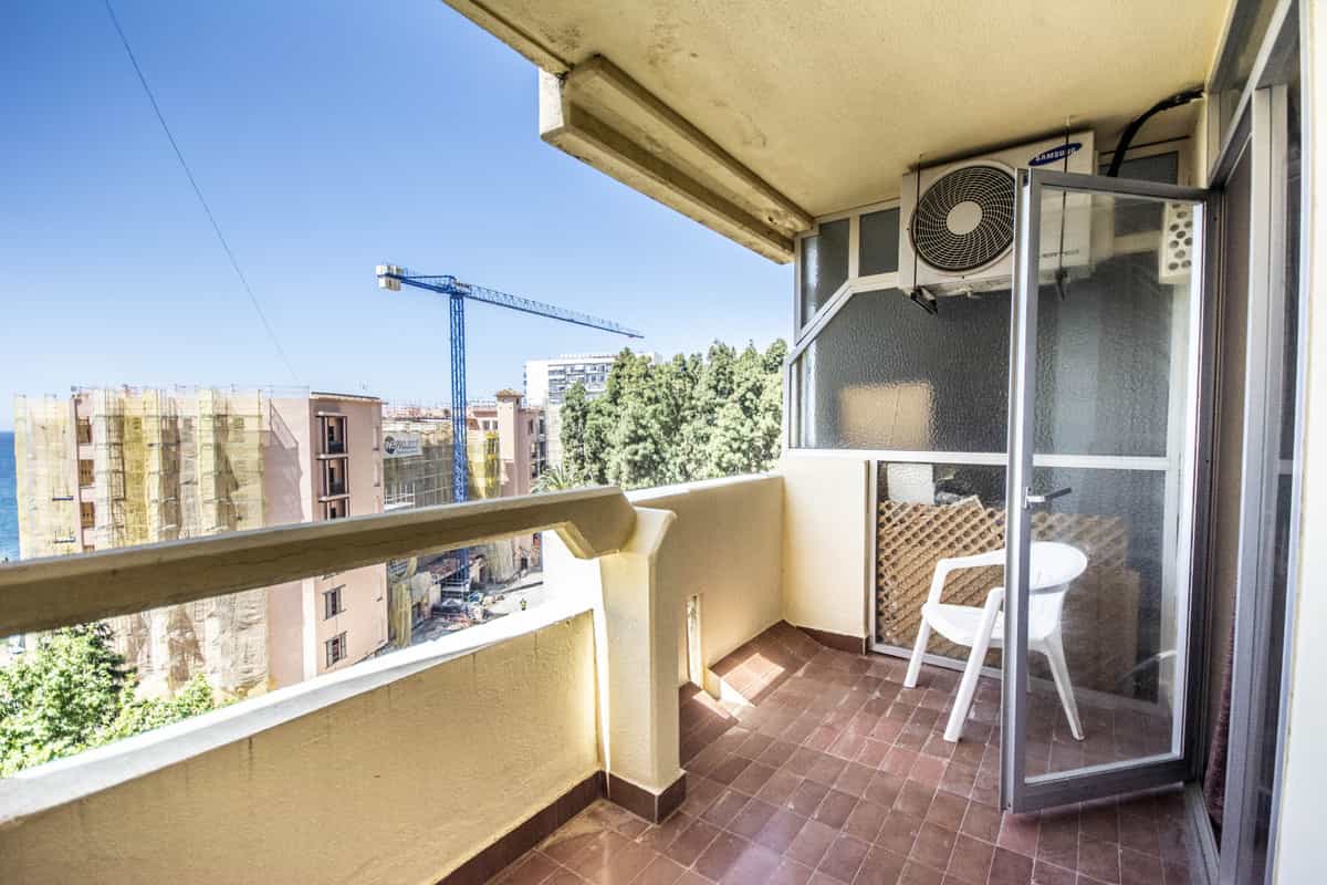 Condominium in Marbella, Andalusia 11852370