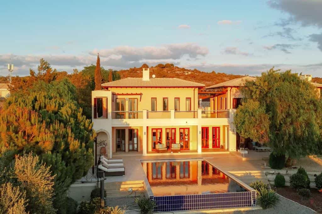 بيت في Kouklia, Paphos 11854215