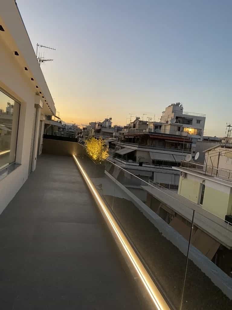 Condominium in Piraeus, Attiki 11854569